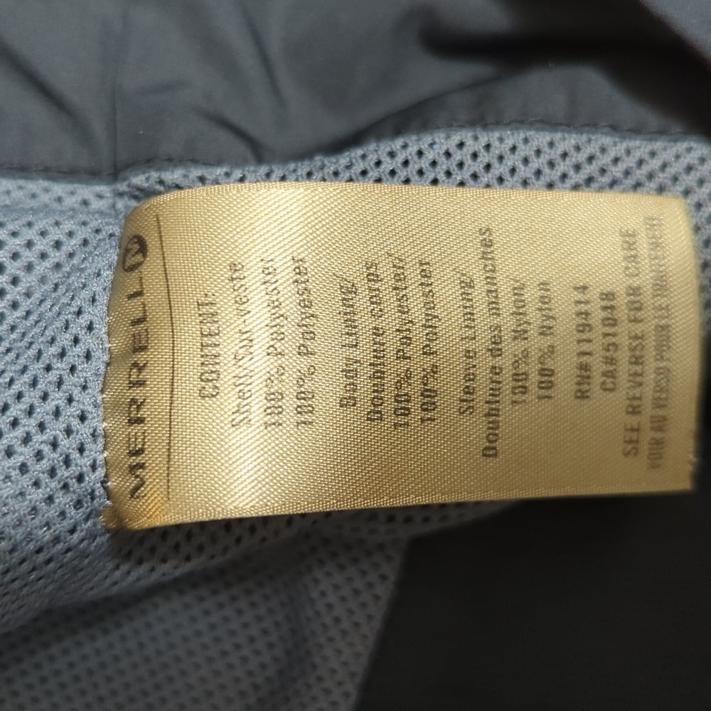 Merrell Light Hiking Jacket With Hidden Hood Size… - image 6